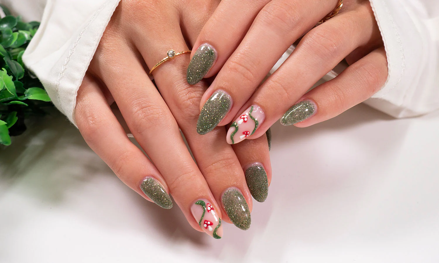 acrylic nails